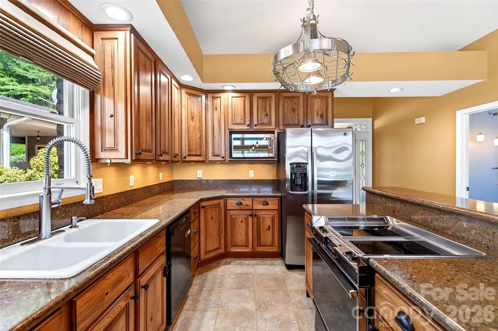 831 Lake Club Drive Nebo NC 28761