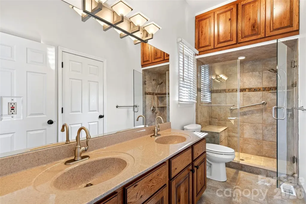 831 Lake Club Drive Nebo NC 28761