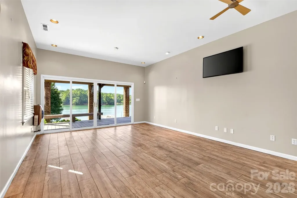 831 Lake Club Drive Nebo NC 28761