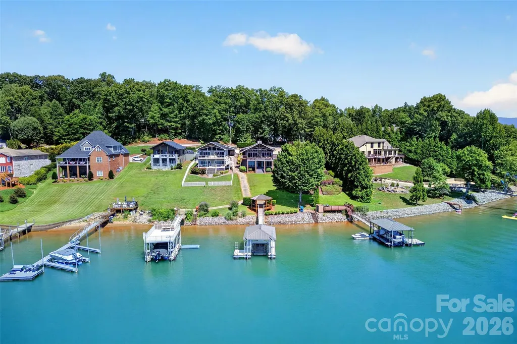 831 Lake Club Drive Nebo NC 28761