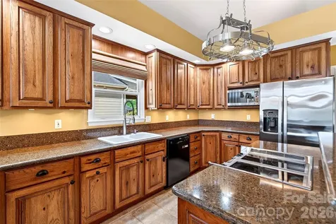 831 Lake Club Drive Nebo NC 28761