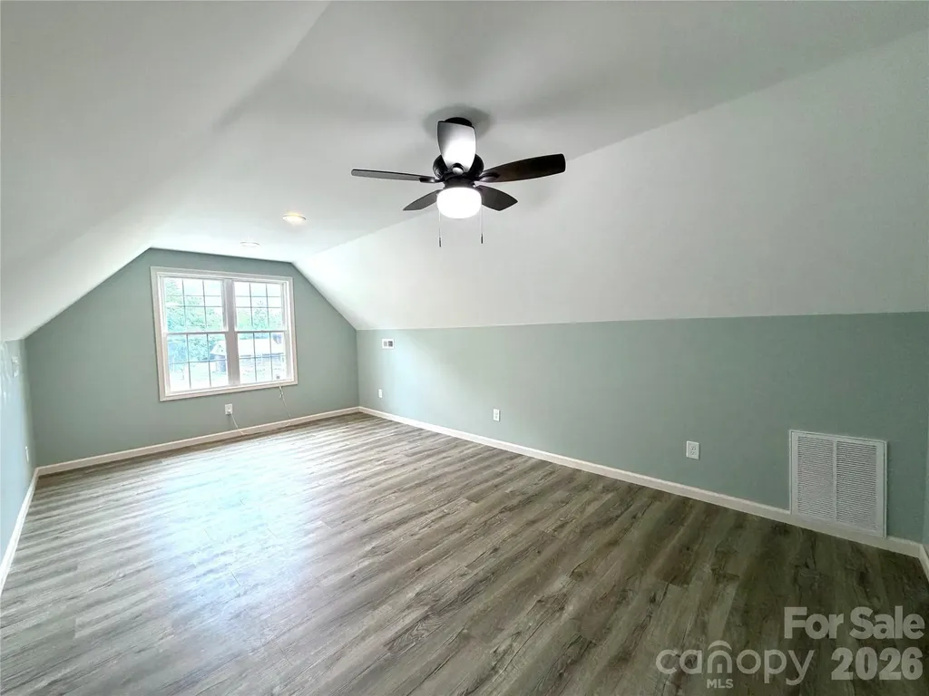 1027 Tabor Road Olin NC 28660