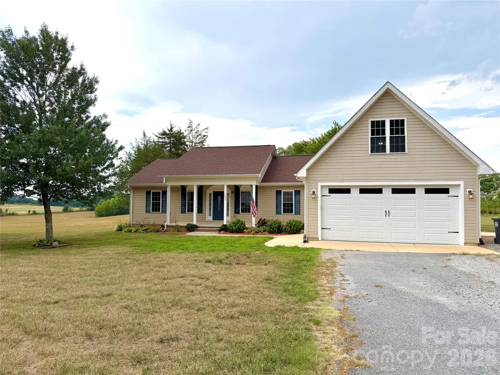 1027 Tabor Road Olin NC 28660