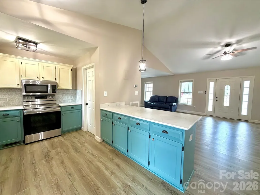 1027 Tabor Road Olin NC 28660