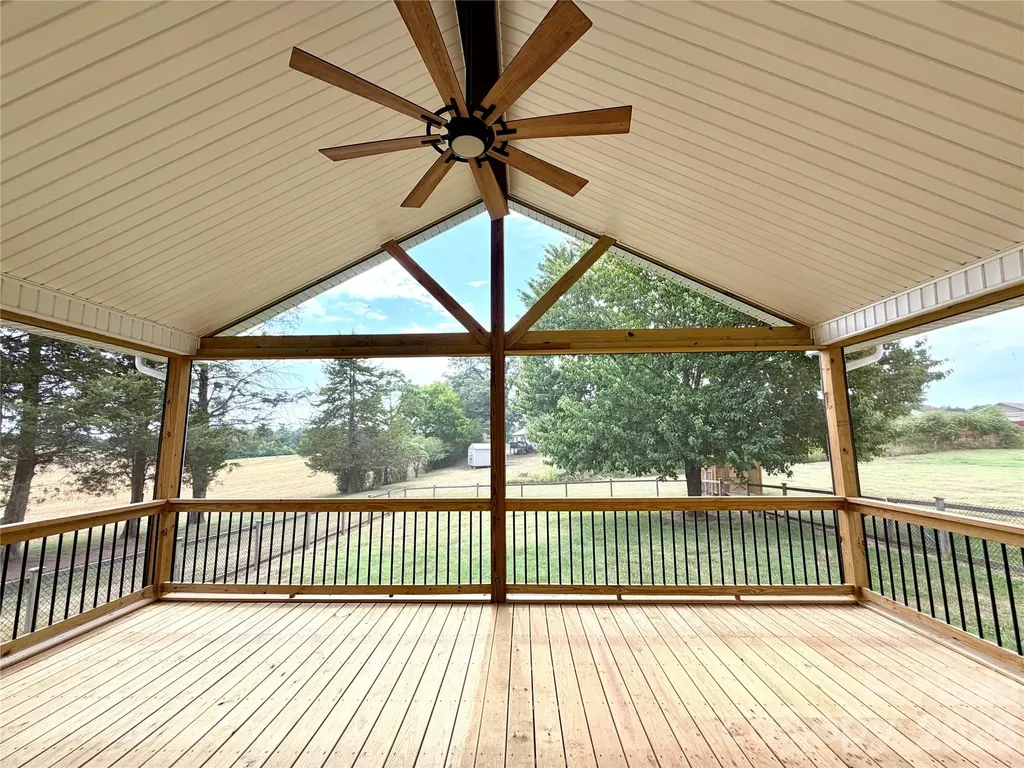1027 Tabor Road Olin NC 28660