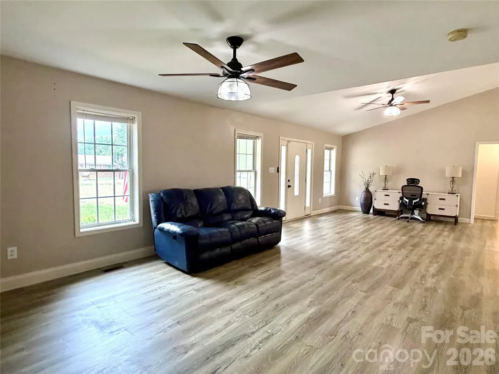 1027 Tabor Road Olin NC 28660