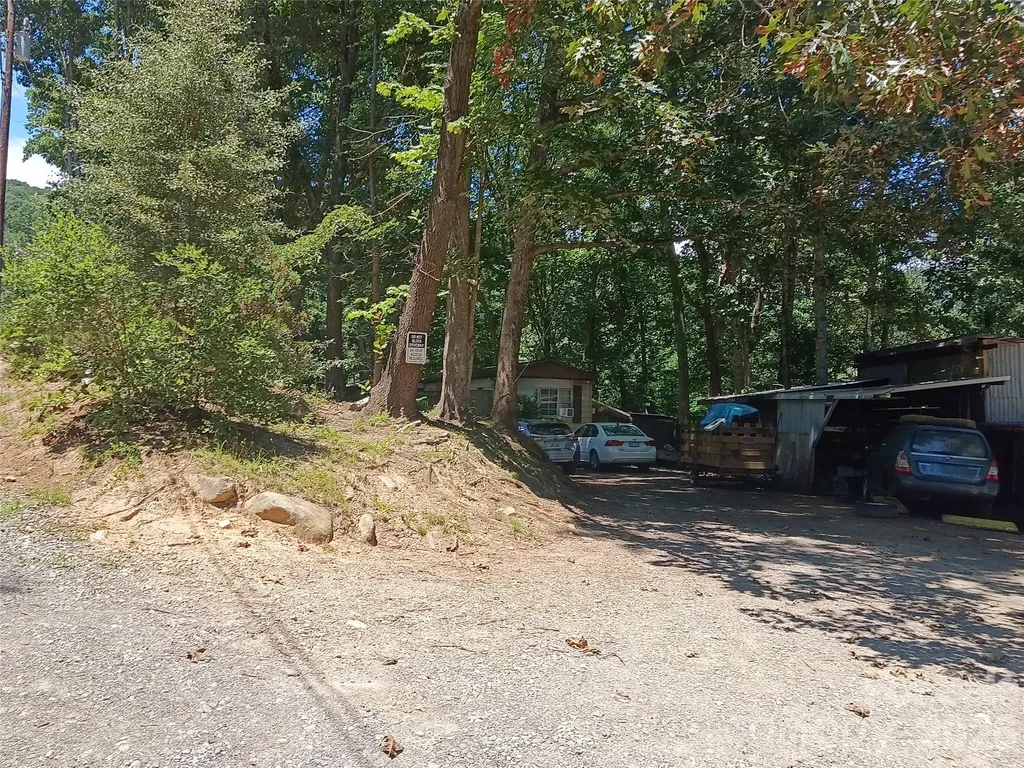 2 Jasmine Park Place Candler NC 28715