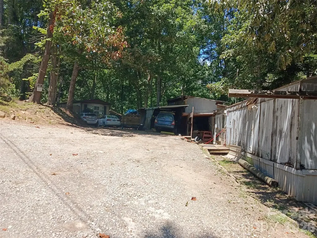 2 Jasmine Park Place Candler NC 28715