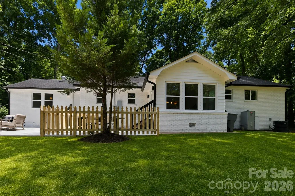 5515 Doncaster Drive Charlotte NC 28211