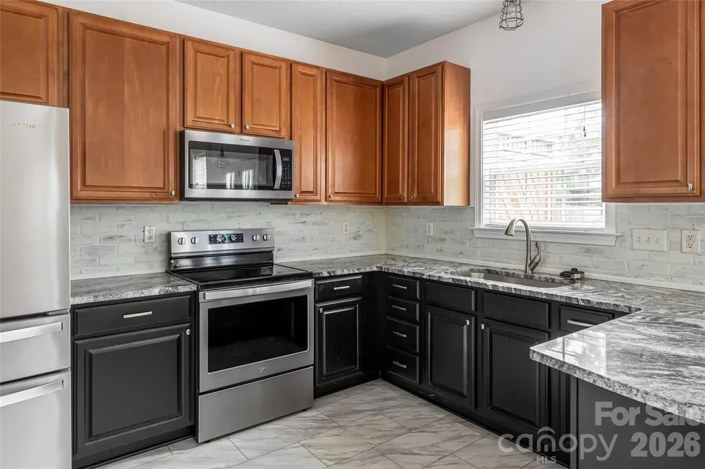 89 Woodfern Road Fletcher NC 28732
