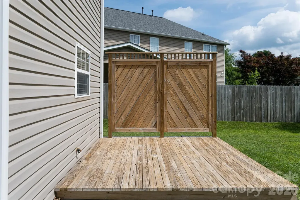89 Woodfern Road Fletcher NC 28732