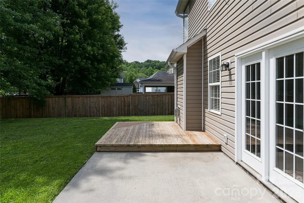 89 Woodfern Road Fletcher NC 28732
