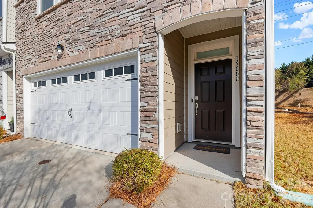 15008 Holly Run Lane Charlotte NC 28277