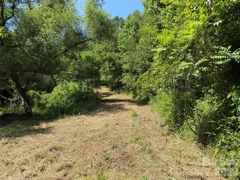 424 Iron Duff Road Waynesville NC 28785