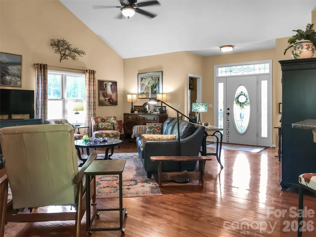 435 Stepping Stone Lane Waynesville NC 28786
