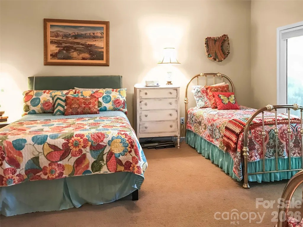 435 Stepping Stone Lane Waynesville NC 28786