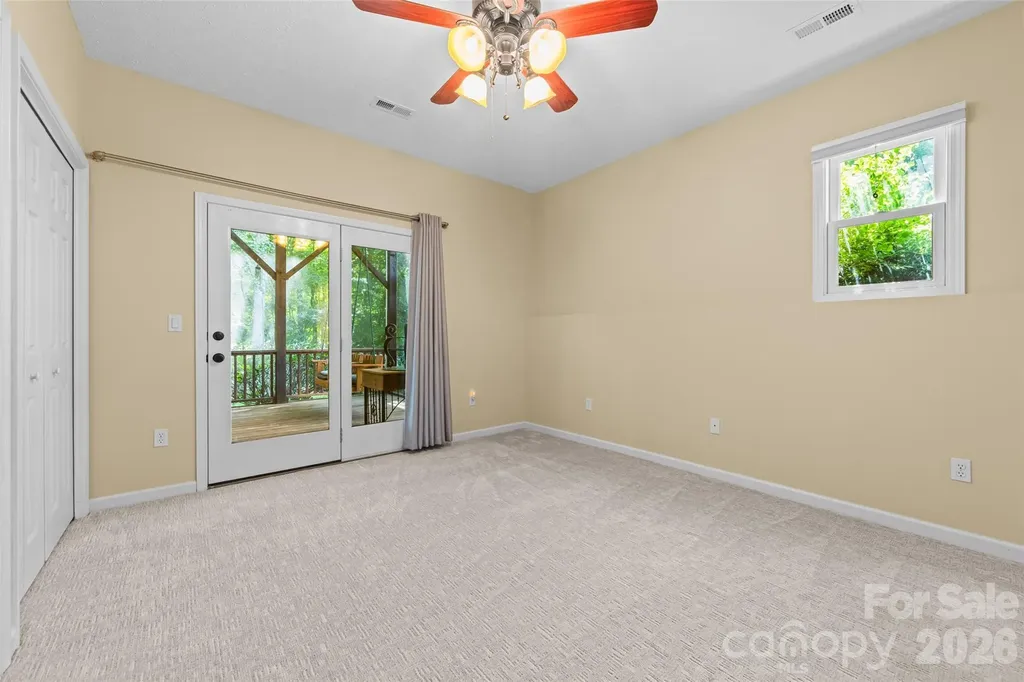435 Stepping Stone Lane Waynesville NC 28786