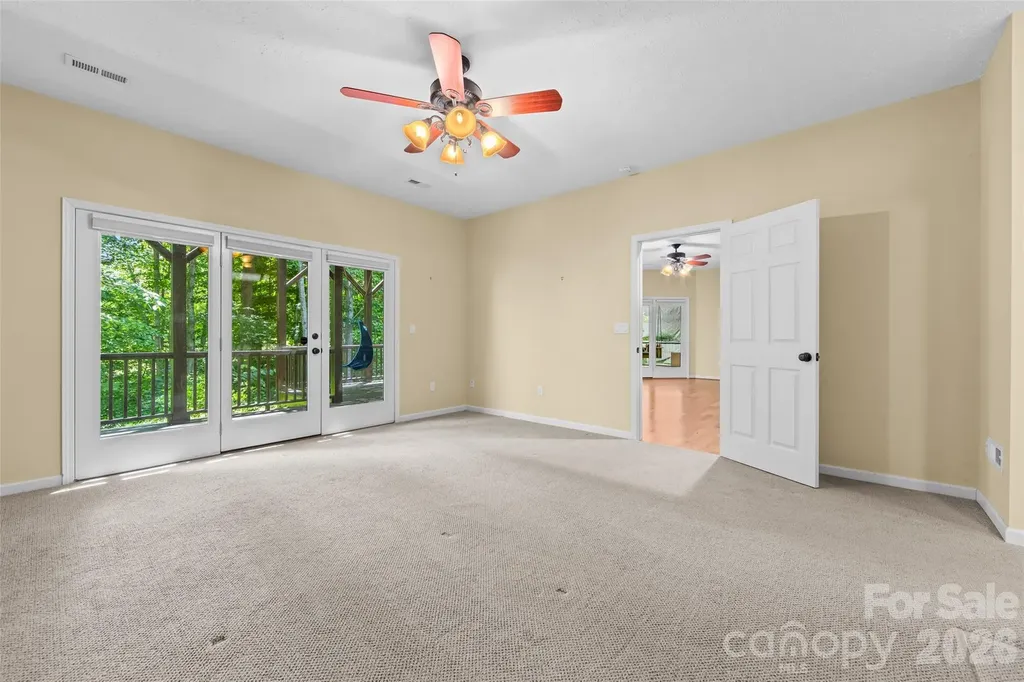 435 Stepping Stone Lane Waynesville NC 28786
