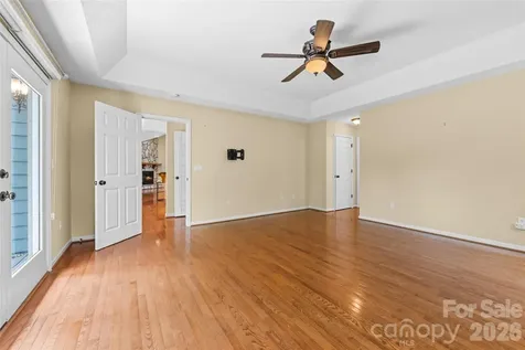 435 Stepping Stone Lane Waynesville NC 28786