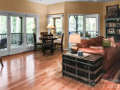 435 Stepping Stone Lane Waynesville NC 28786