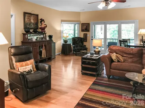 435 Stepping Stone Lane Waynesville NC 28786