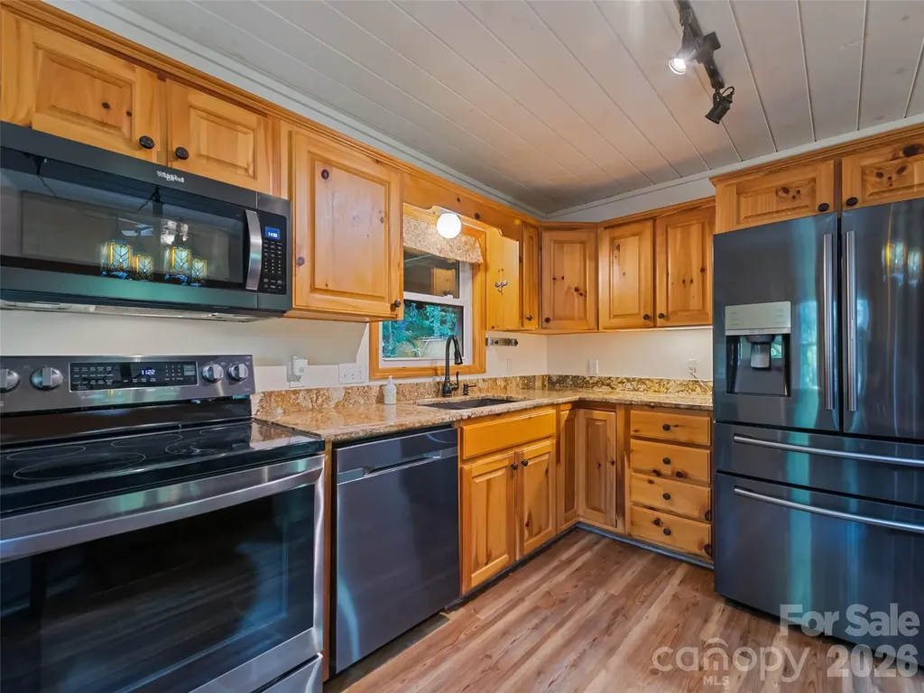 171 Cripple Creek Drive Waynesville NC 28785