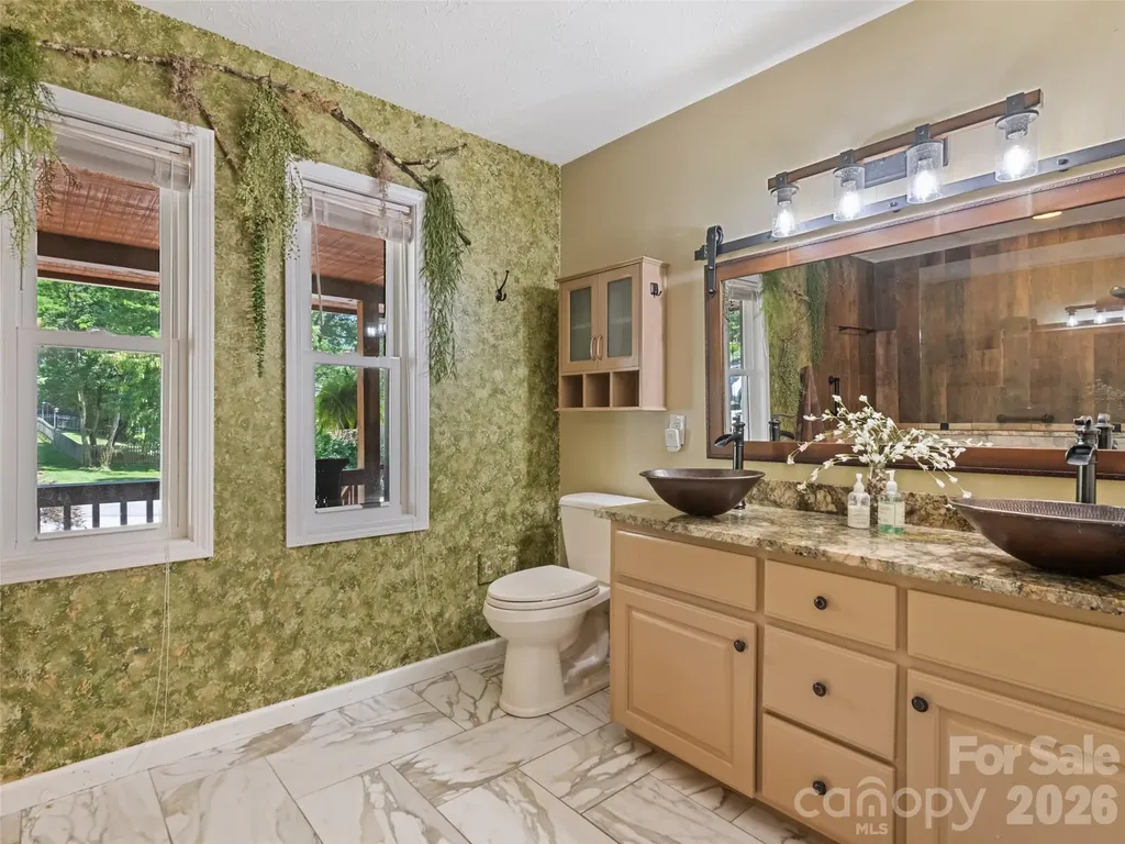 171 Cripple Creek Drive Waynesville NC 28785