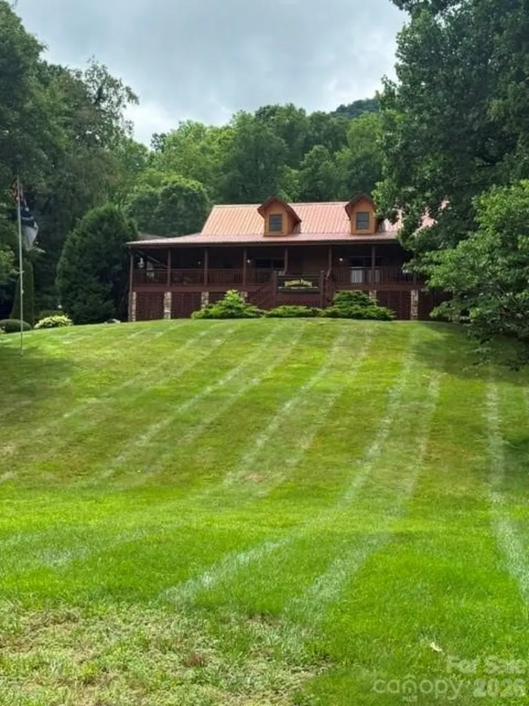 171 Cripple Creek Drive Waynesville NC 28785