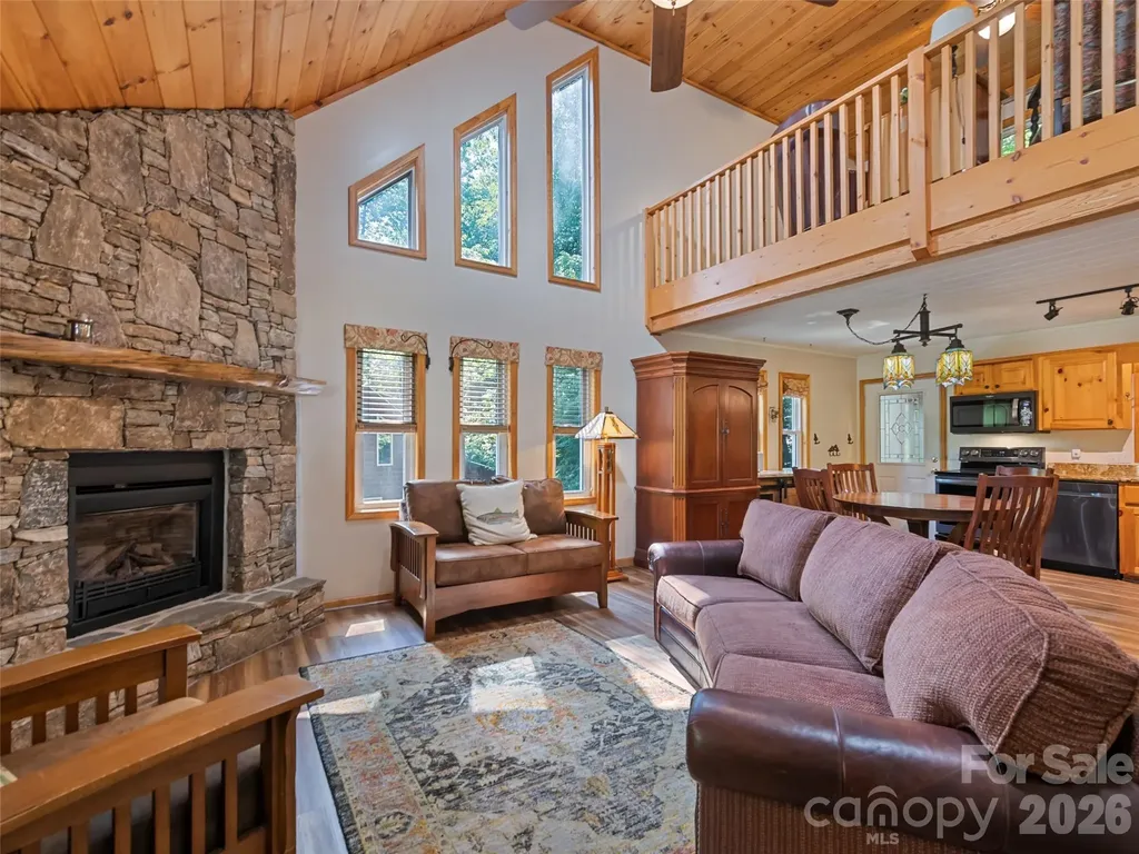 171 Cripple Creek Drive Waynesville NC 28785