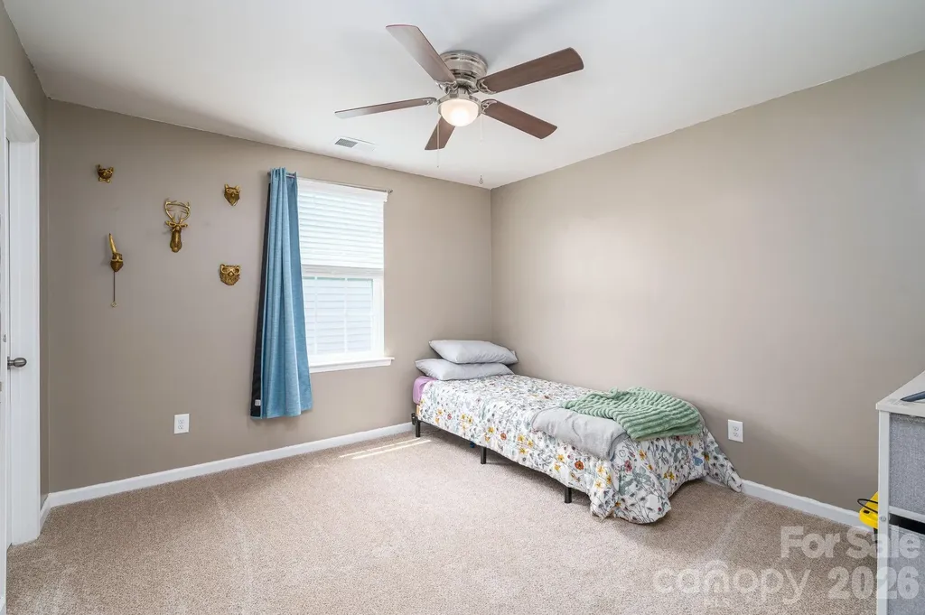 2643 Swamp Chestnut Oak Drive Gastonia NC 28056