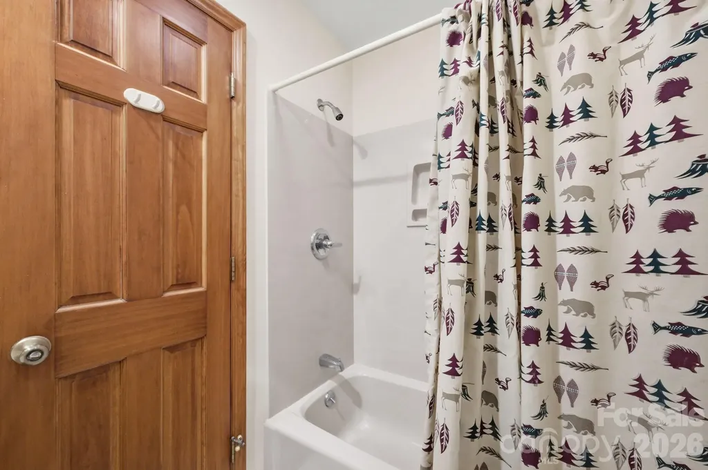198 Hickory Hill Circle Spruce Pine NC 28777