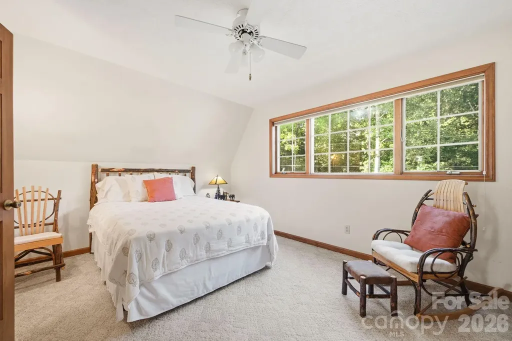 198 Hickory Hill Circle Spruce Pine NC 28777