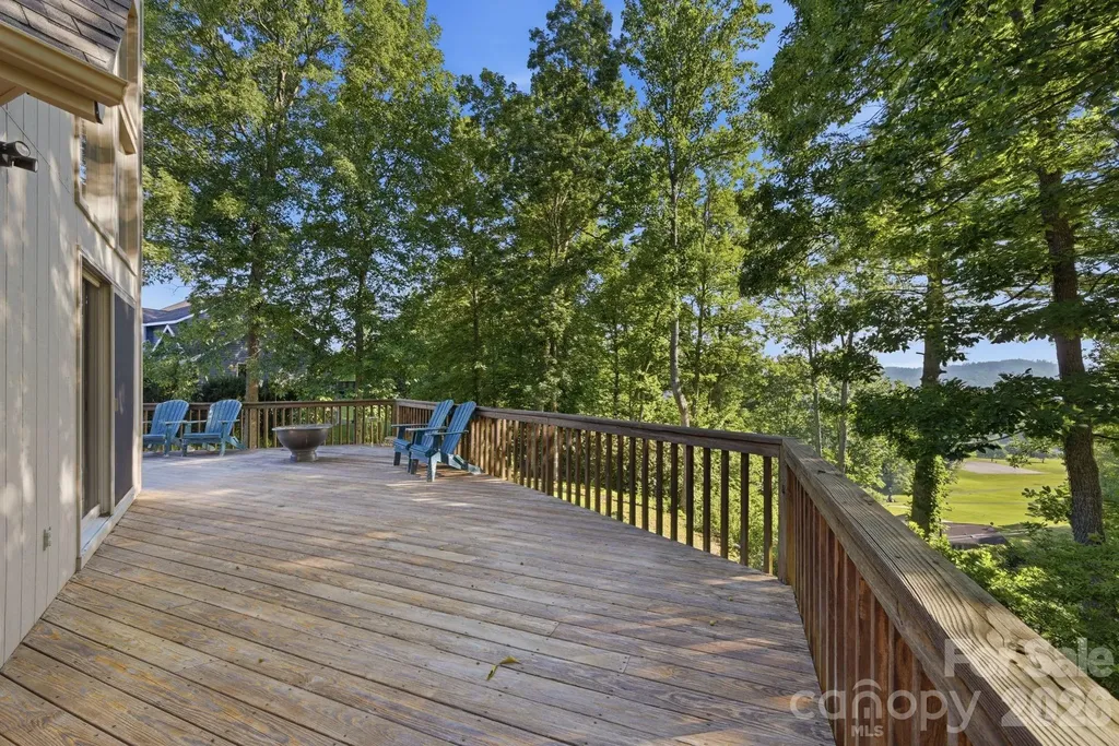 198 Hickory Hill Circle Spruce Pine NC 28777