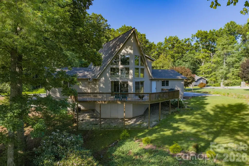 198 Hickory Hill Circle Spruce Pine NC 28777