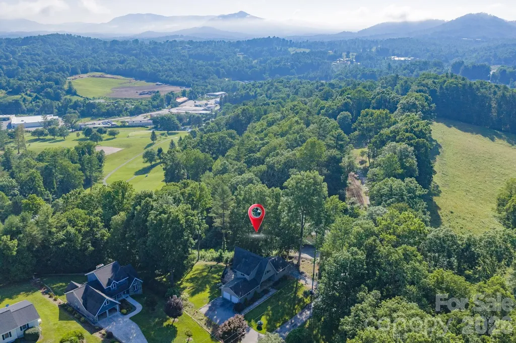 198 Hickory Hill Circle Spruce Pine NC 28777