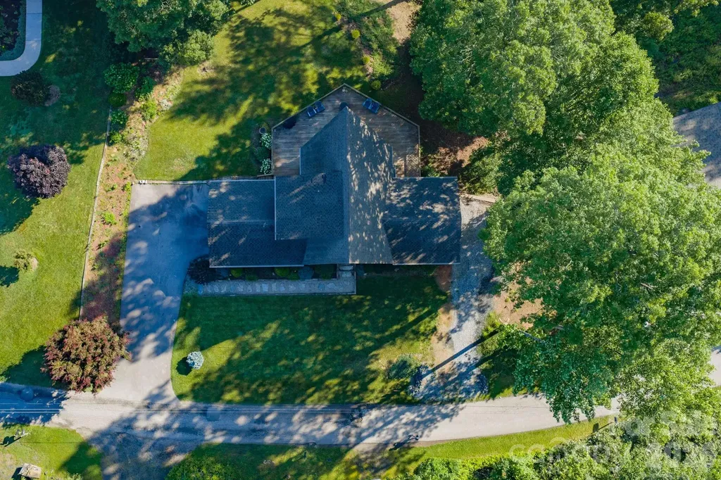 198 Hickory Hill Circle Spruce Pine NC 28777