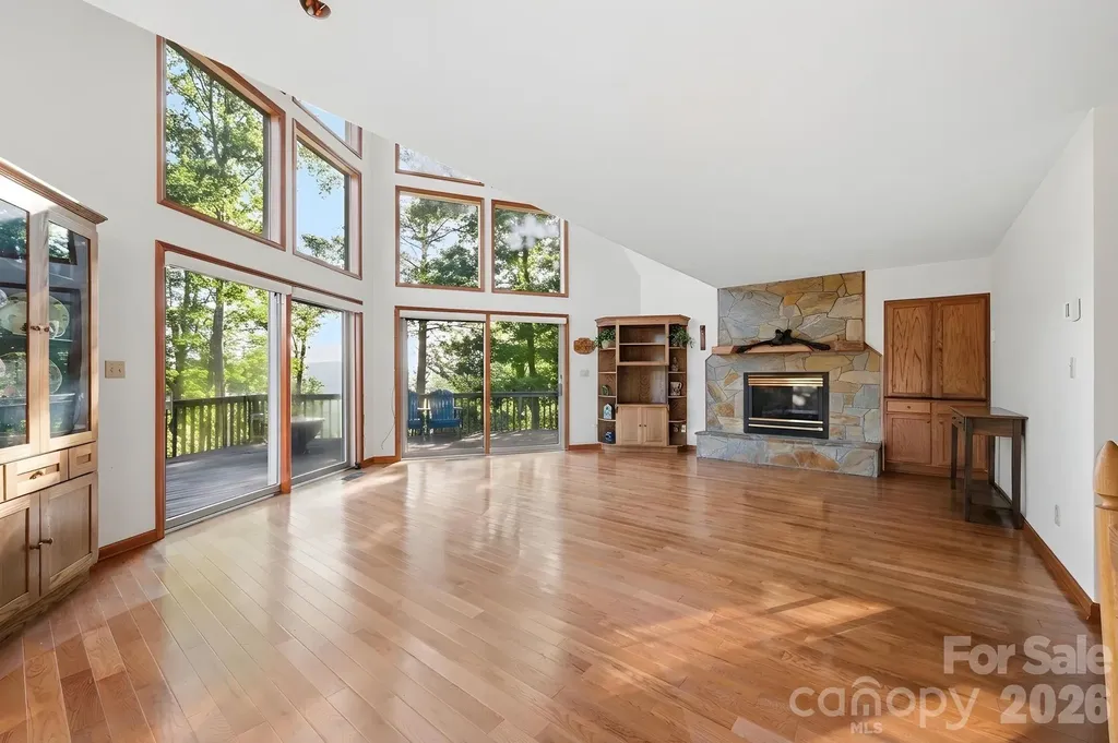 198 Hickory Hill Circle Spruce Pine NC 28777