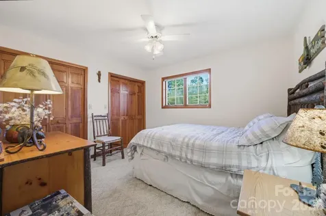 198 Hickory Hill Circle Spruce Pine NC 28777