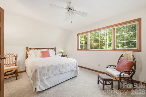 198 Hickory Hill Circle Spruce Pine NC 28777