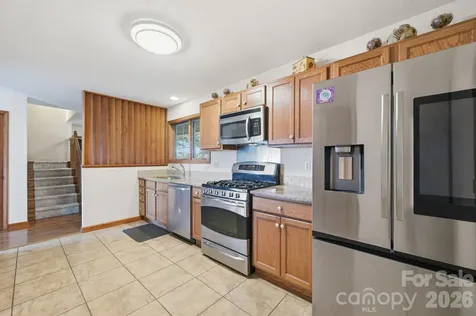 198 Hickory Hill Circle Spruce Pine NC 28777