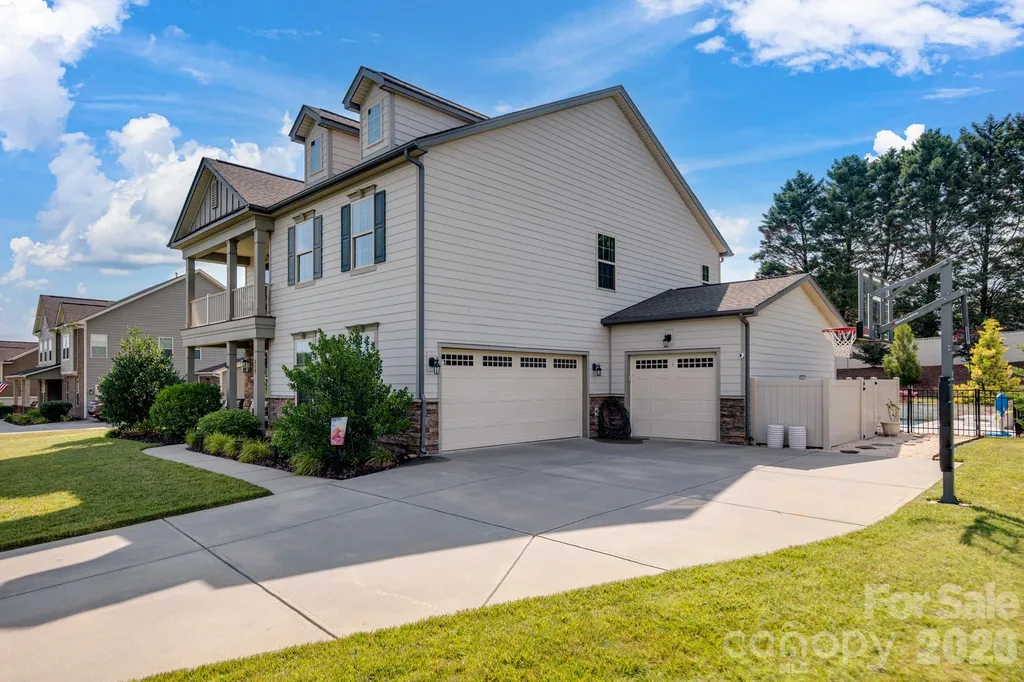 219 Houston Blair Road Matthews NC 28104