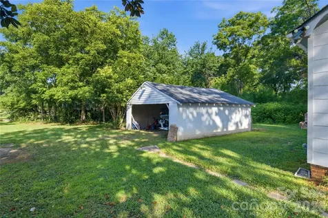 126 Phillips Drive Forest City NC 28043