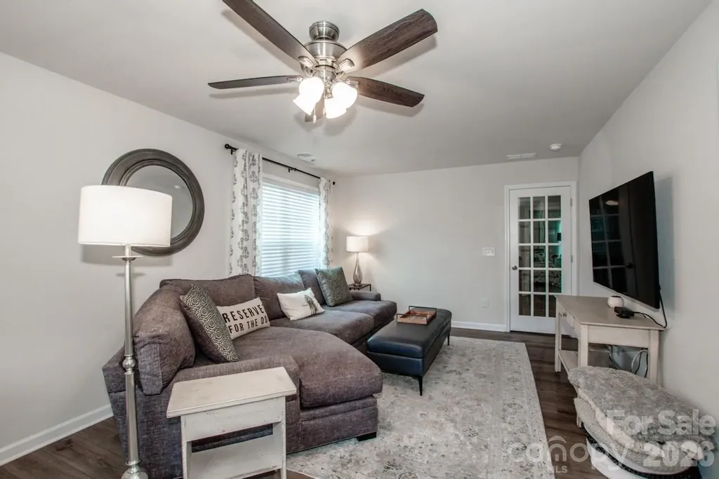 287 Hamptons Cove Road Troutman NC 28166