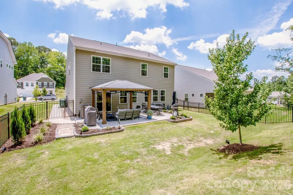 287 Hamptons Cove Road Troutman NC 28166