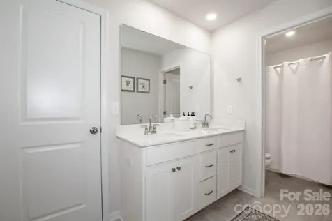 287 Hamptons Cove Road Troutman NC 28166