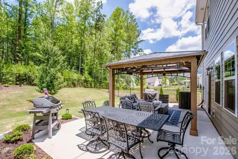 287 Hamptons Cove Road Troutman NC 28166