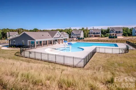 287 Hamptons Cove Road Troutman NC 28166