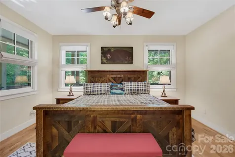 325 Hedgewood Drive Tuckasegee NC 28783