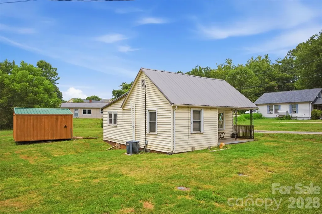 43 N Highland Avenue Granite Falls NC 28630