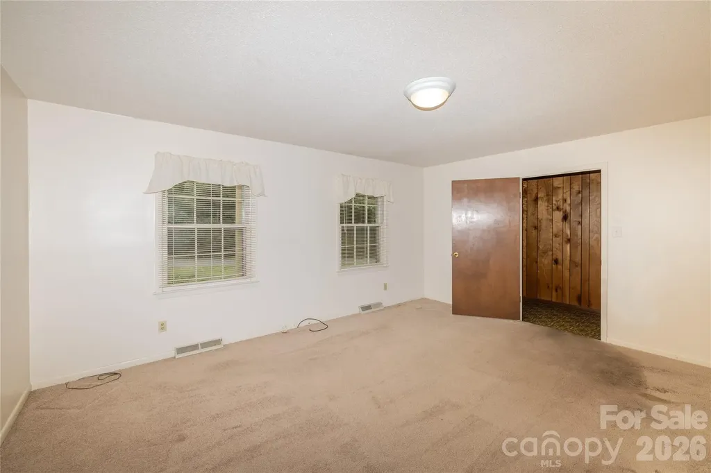 2209 Woodhurst Lane Albemarle NC 28001